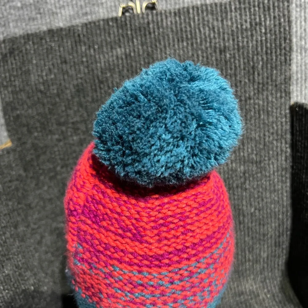 The North Face Beanie Unisex One Size Blue Pink Pom Pom Knit Winter Hat Logo